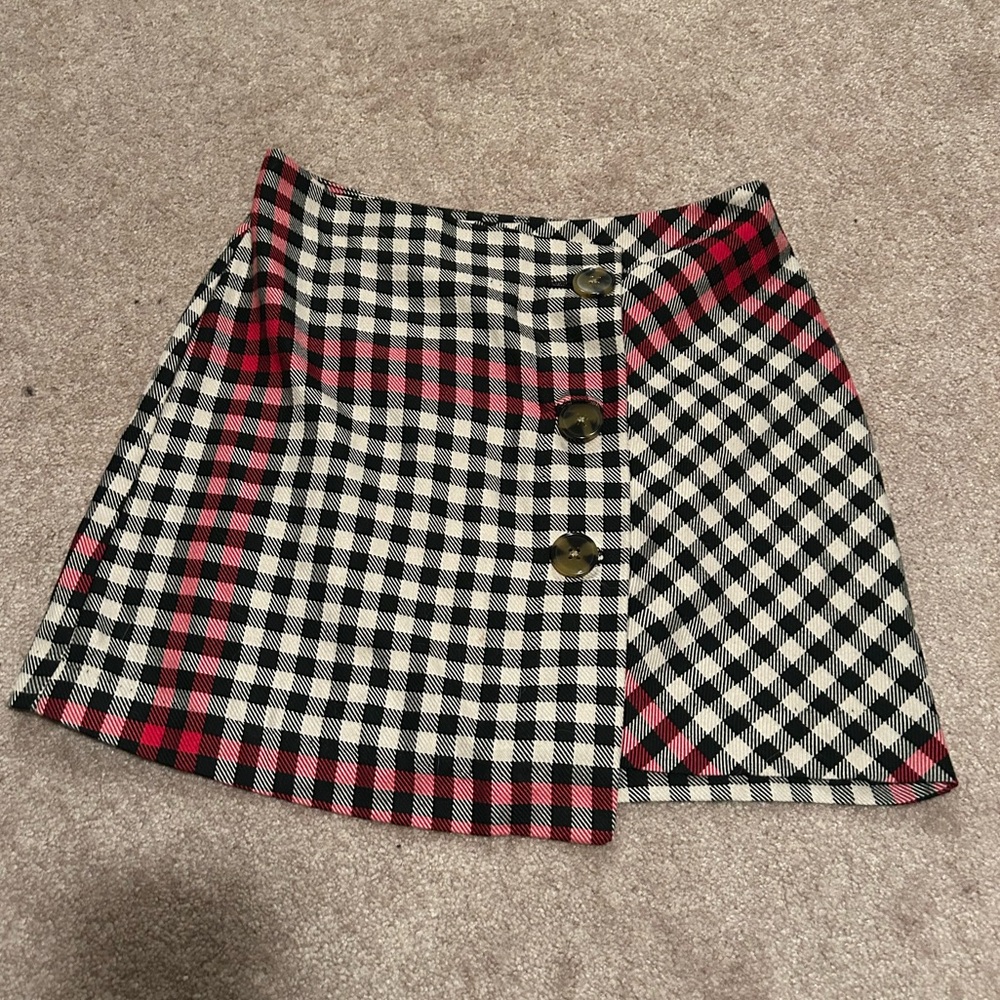 Who What Wear red black and white plaid skirt